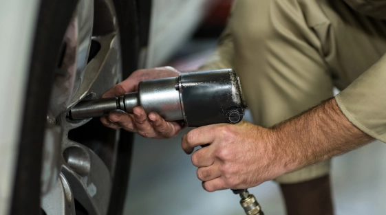 Как выбрать пневмоинструмент для автосервиса, простое руководство