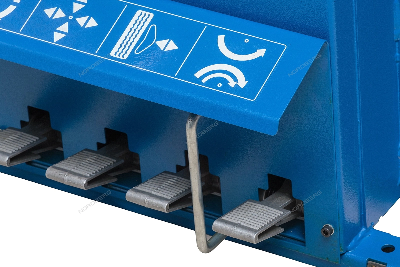 Фото-8080 Шиномонтажный станок автомат Nordberg 4640 380В