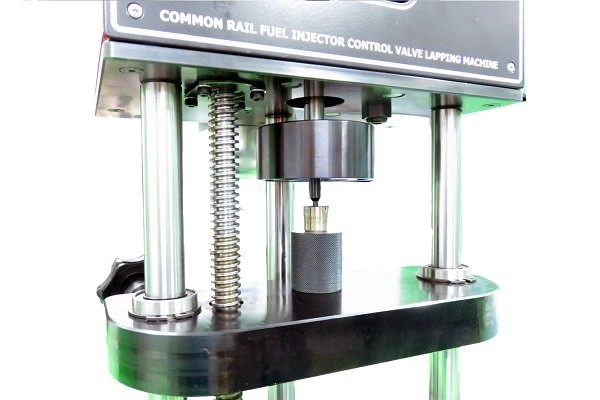 Фото-13393 Держатель корпуса распылителя пьезофорсунок BOSCH DL-MPS31241