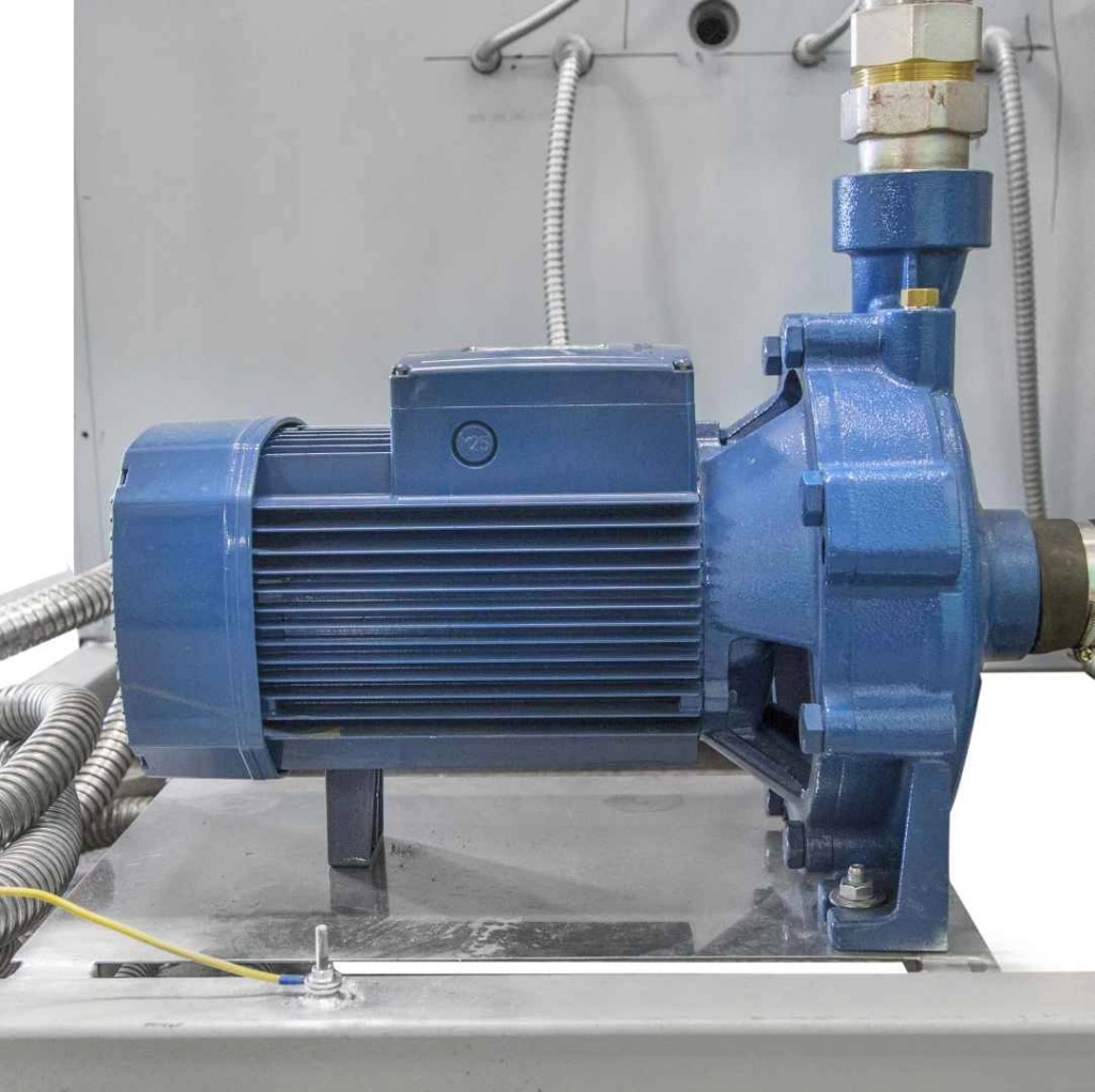 Фото-8509 Моечная машина АМ800 Т Фото-8509 Моечная машина АМ800 Т