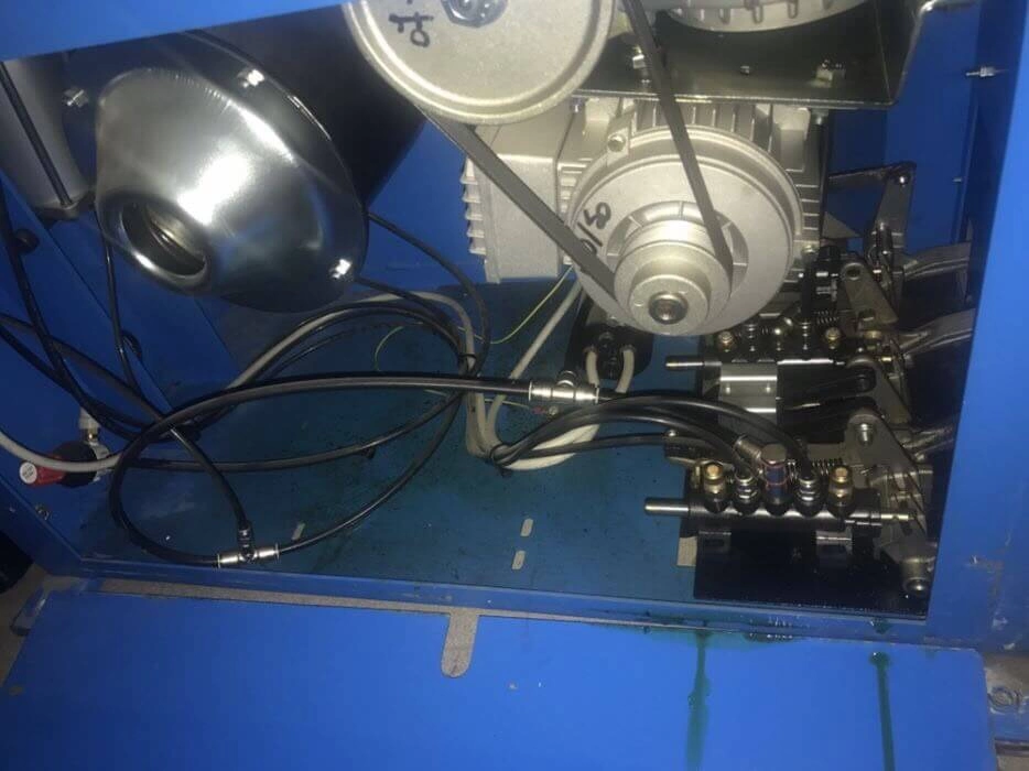 Фото-8191 Шиномонтажный станок Hofmann Megamount 601