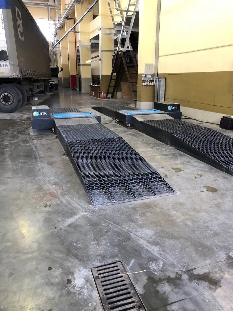 Фото-27669 Тормозной стенд ЛТК-У13000 ПРЕМИУМ универсальный