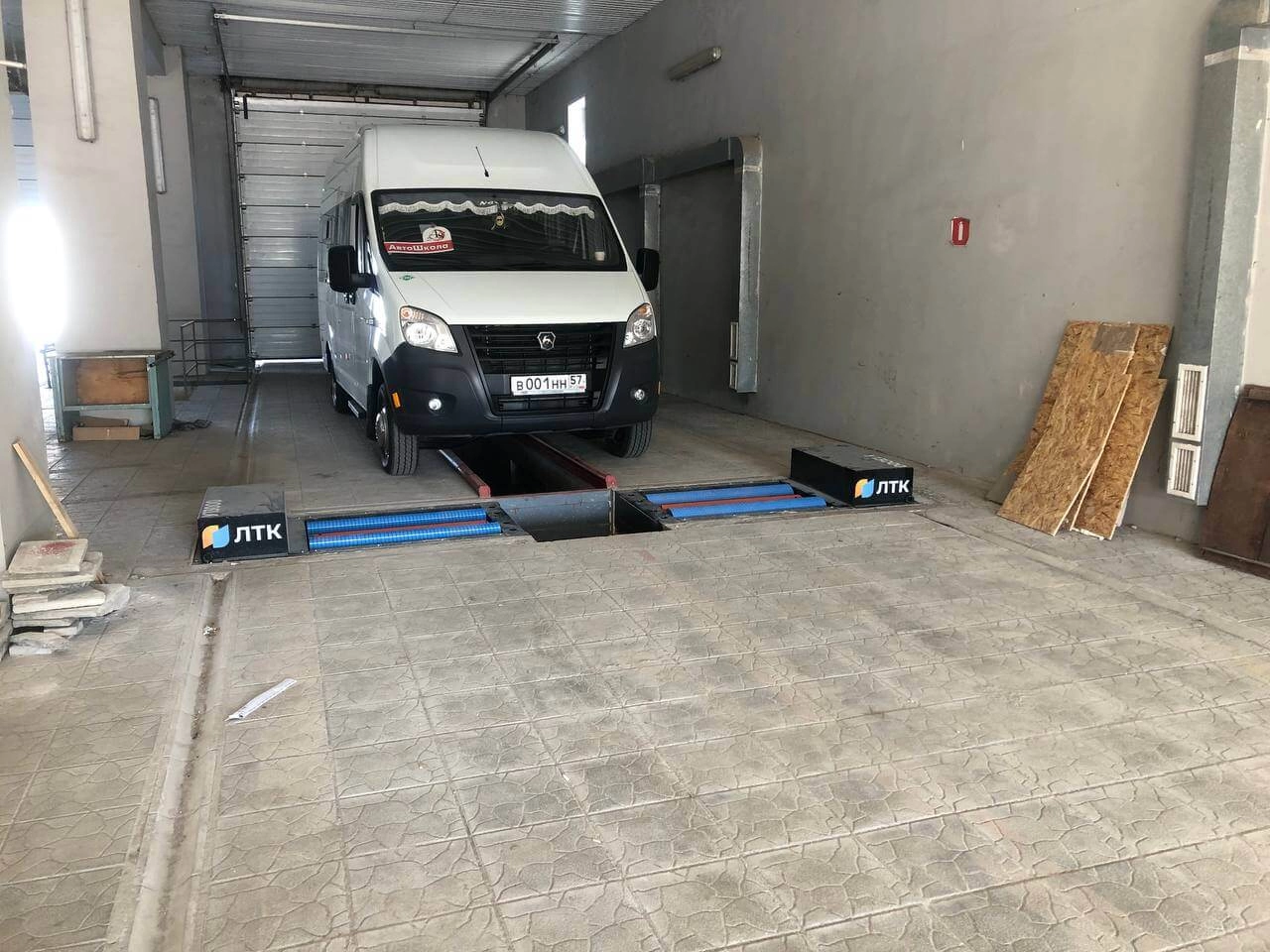 Фото-27675 Тормозной стенд ЛТК-У13000 ПРЕМИУМ универсальный