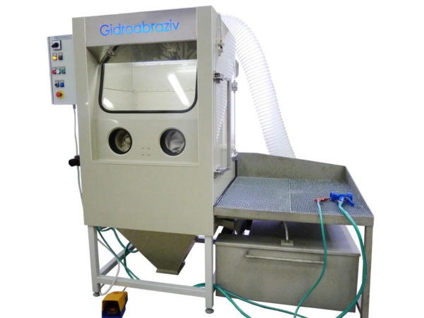 Фото-14770 Установка гидроабразивной очистки КС-100