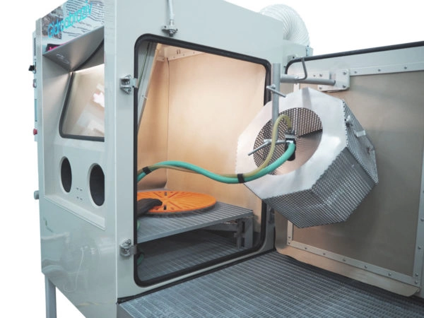 Фото-14758 Установка гидроабразивной очистки КС-100