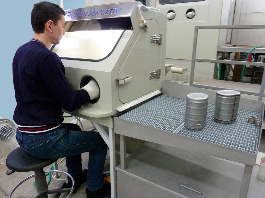 Фото-14806 Установка гидроабразивной очистки МС-40