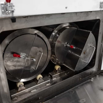 Фото-9460 Полупогружная моечная машина АМ20 PP