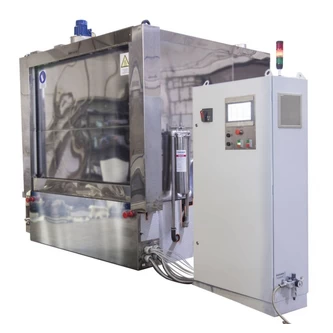 Фото-505 Установка для промышленной очистки деталей АМ1300 BC