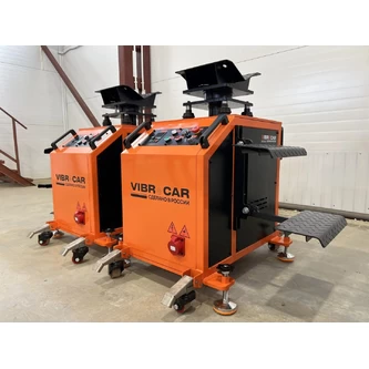 Вибростенд с лестницами и шумоизоляцией