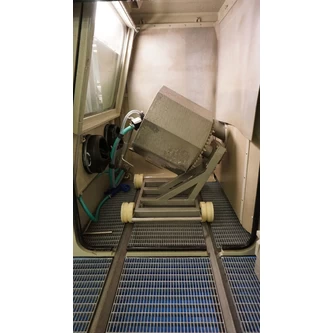 Фото-14656 Установка гидроабразивной очистки с галтовочным барабаном, тележкой с вращающимся столом, сменными абразивными конусами КС-100ТГ/СК