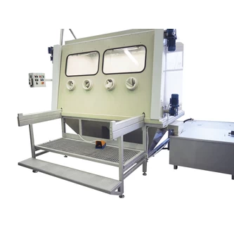 Фото-14815 Установка гидроабразивной очистки крупных деталей КС-1401