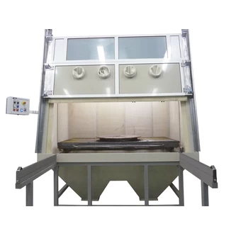 Фото-14818 Установка гидроабразивной очистки крупных деталей КС-1401